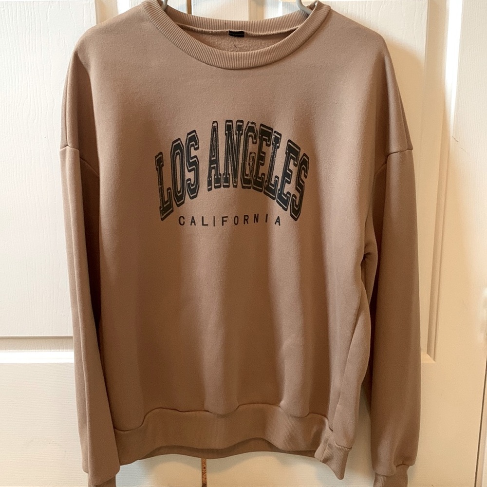 adorable Los Angeles crewneck